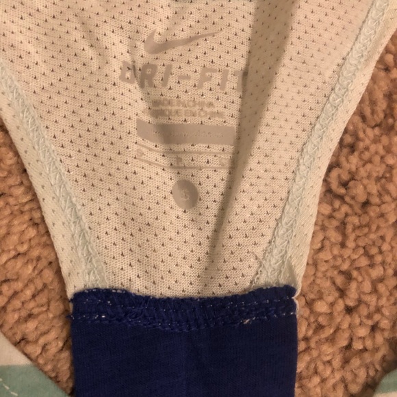 NWOT Nike Racerback Tank Size Small - Picture 2 of 5